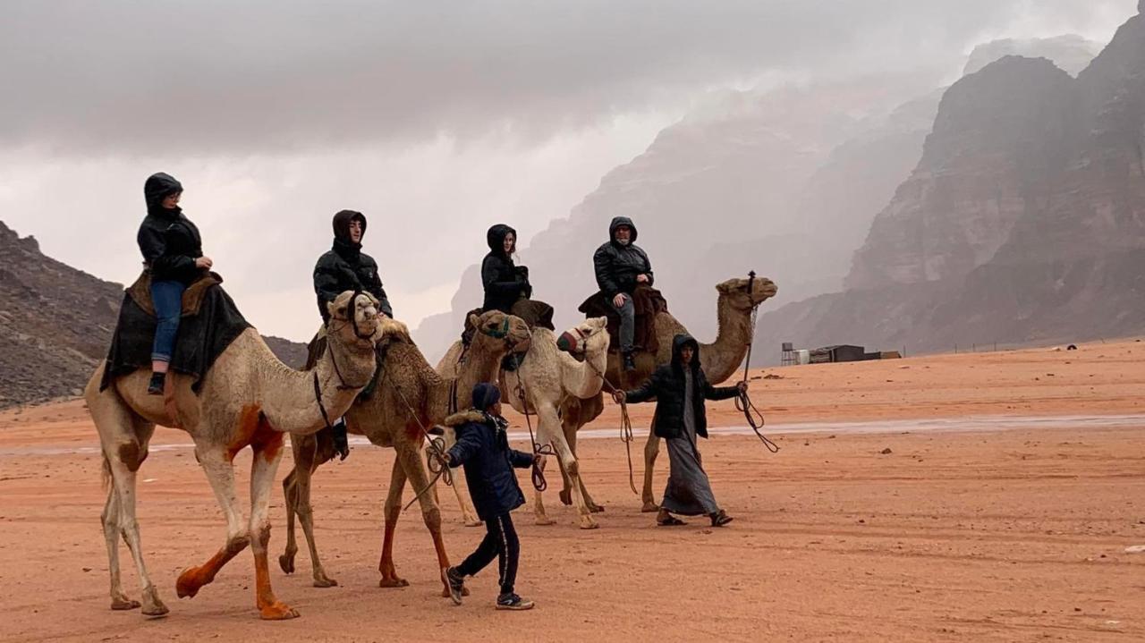 Wadi Rum Travel Camp المظهر الخارجي الصورة