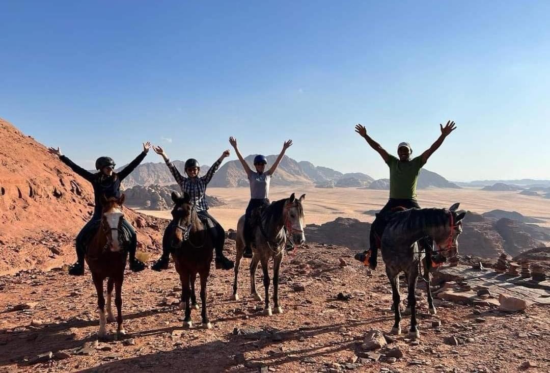 Wadi Rum Travel Camp المظهر الخارجي الصورة