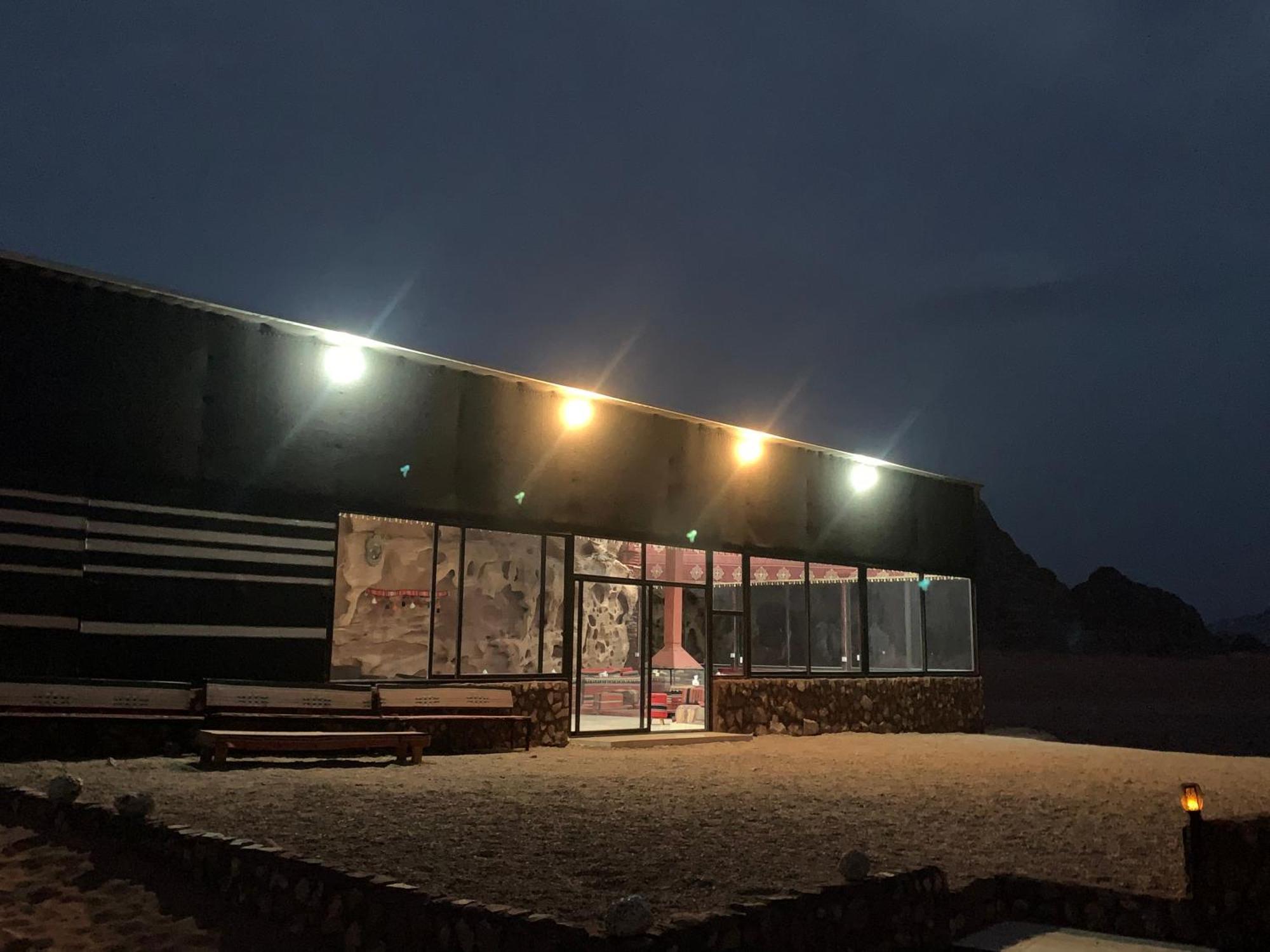 Wadi Rum Travel Camp المظهر الخارجي الصورة